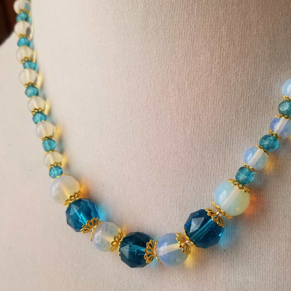 Relisted -Art deco upcycled necklace aqua blue opalescent glass repurposed - Picture 10 of 11